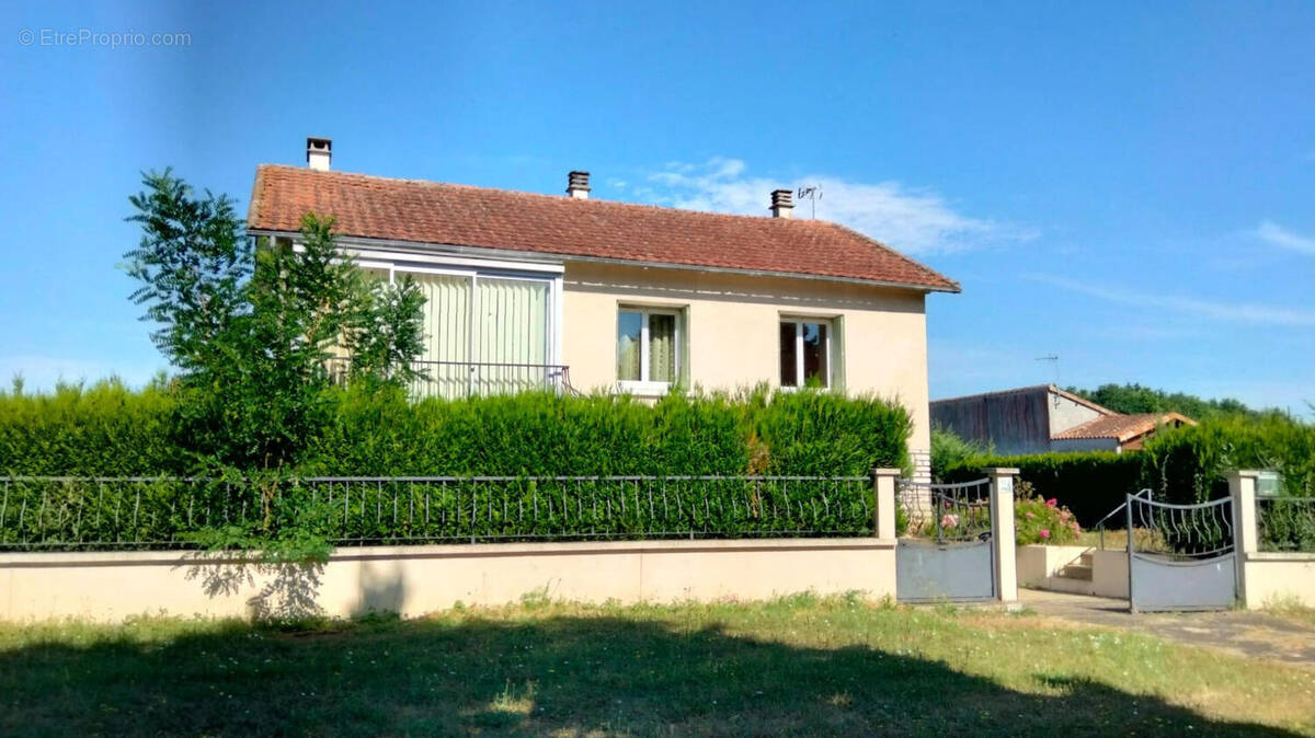 OVERVIEW - Maison à MAUPREVOIR