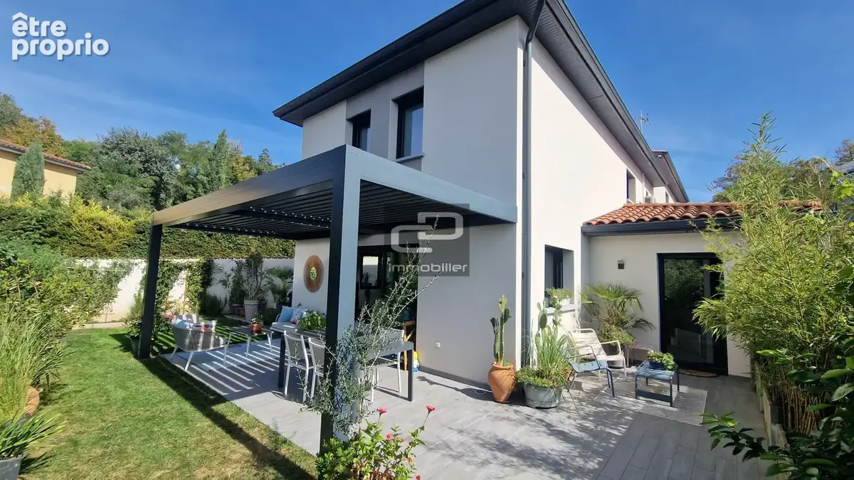 Villa contemporaine à GENAY - photo 1