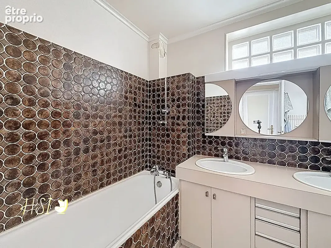 À vendre : Appartement traversant 6 pièces à Colombes - photo 12