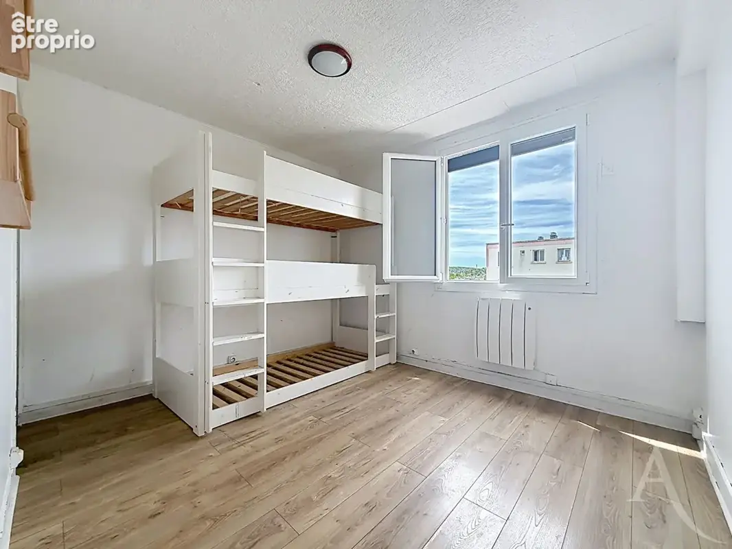 Appartement Mantes La Ville 4 pièce(s) 68.80 m2, deux chambres, balcon; cave - photo 6