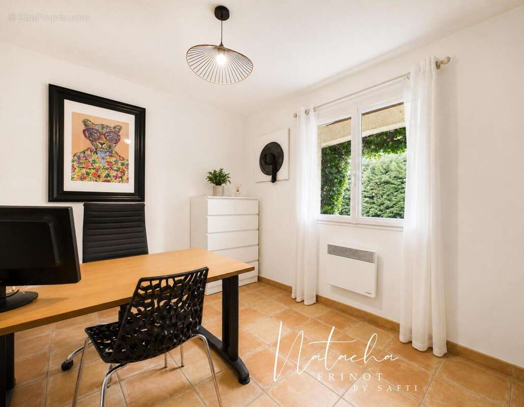 Maison 170 m² à Bouloc  - photo 9