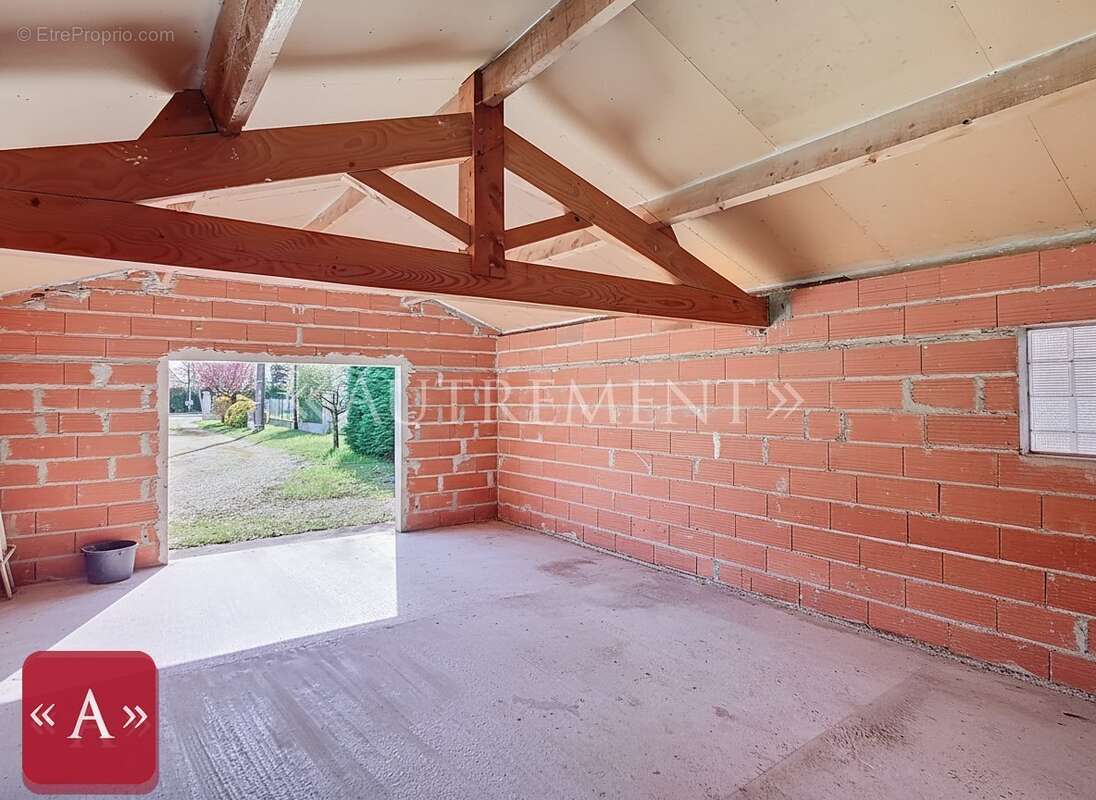 Maison à SAINT-SULPICE