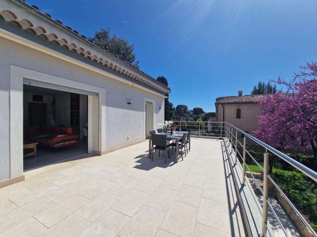 Maison à CANNES