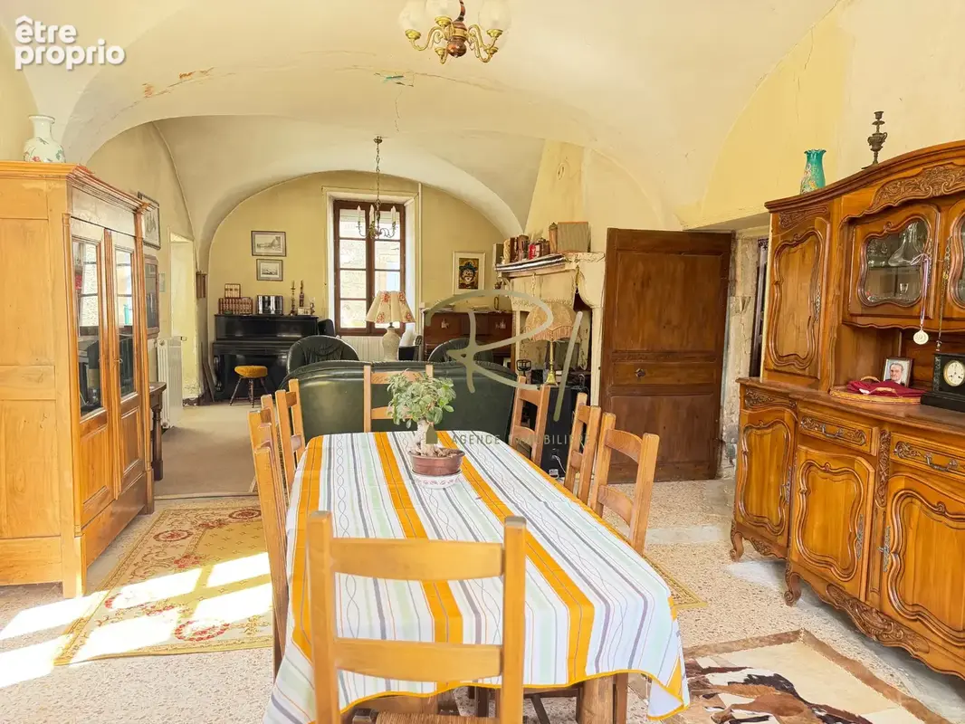EXCLUSIVITE: Maison de maître au cœur de Salavas - photo 6