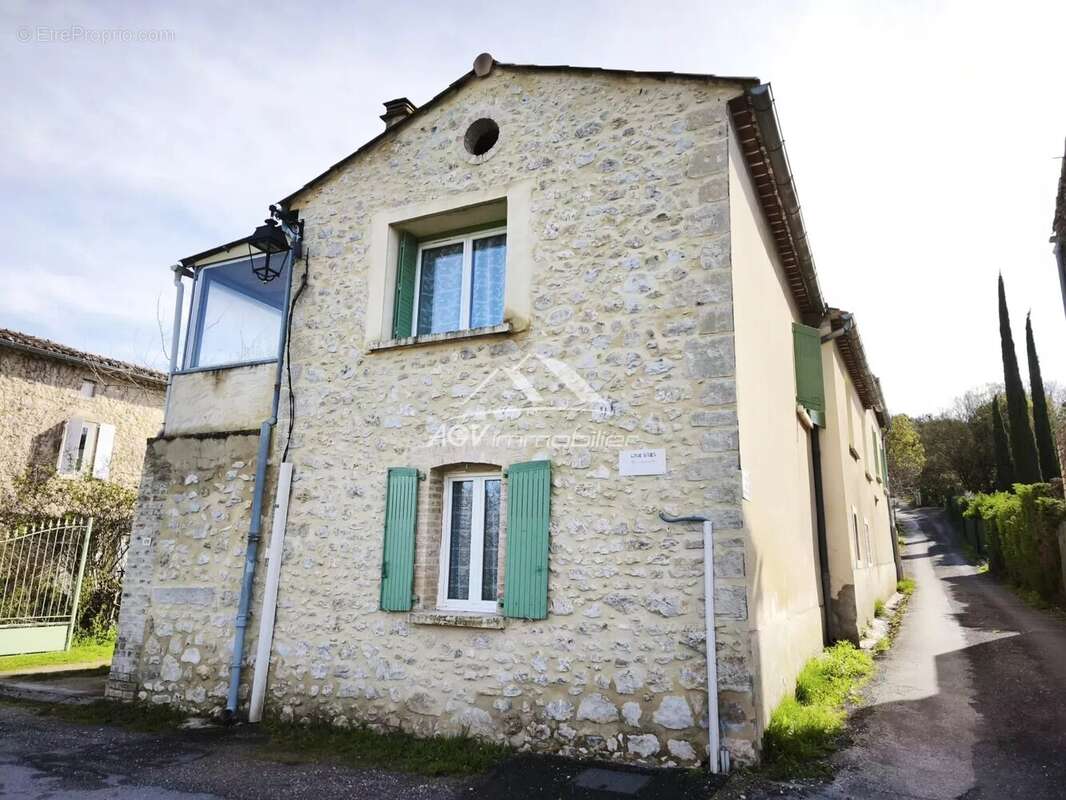 Maison à ALLEGRE-LES-FUMADES