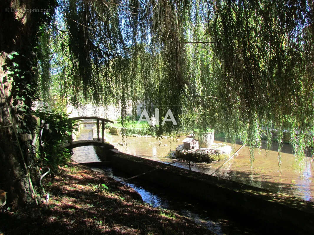 Maison à LIZANT