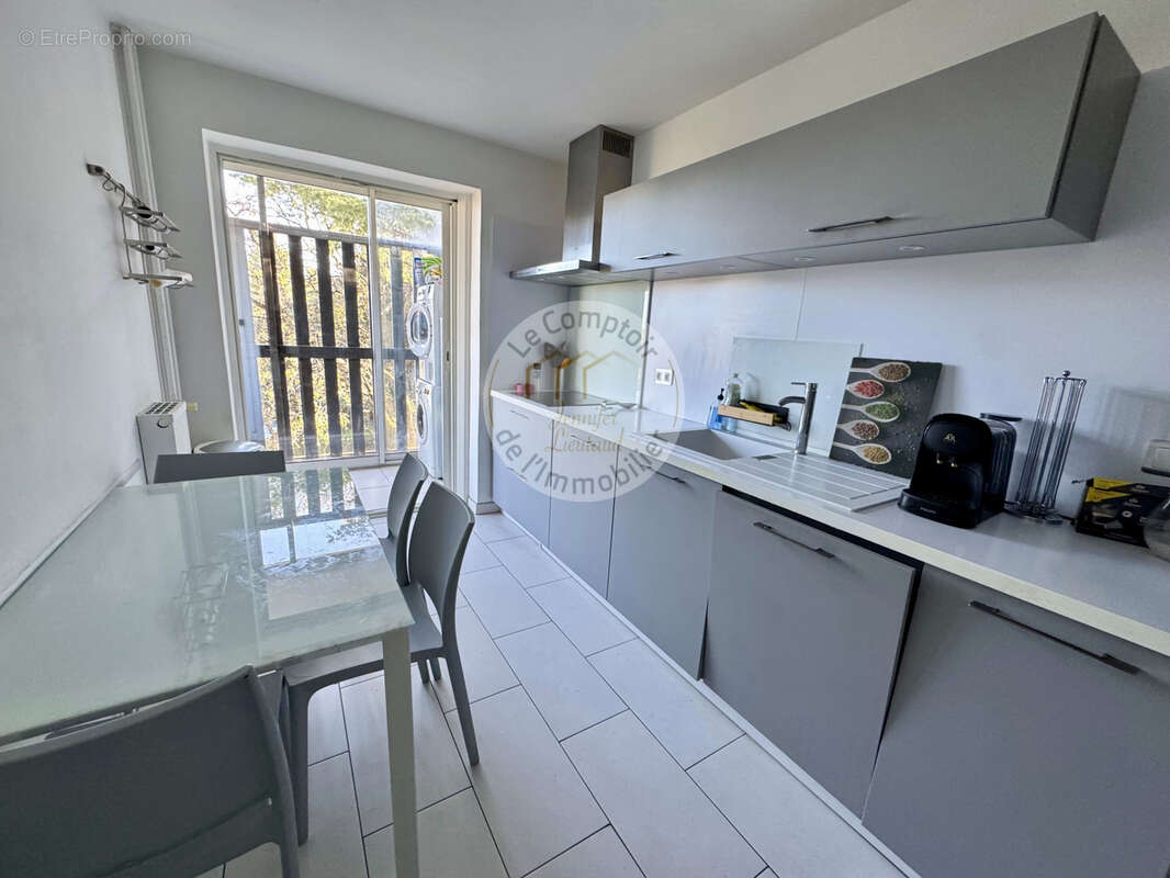Appartement à MARSEILLE-10E
