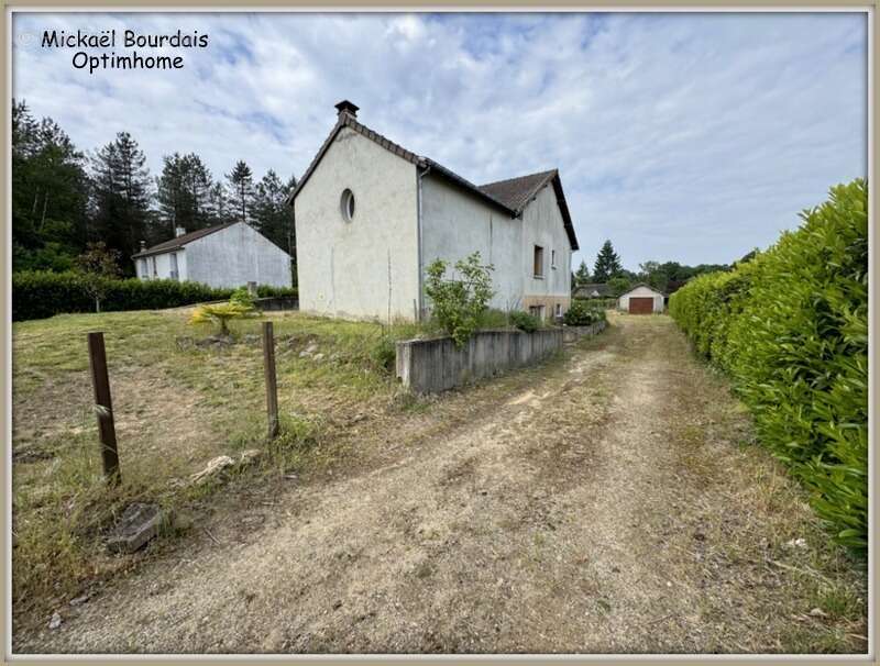 Maison à CHANNAY-SUR-LATHAN