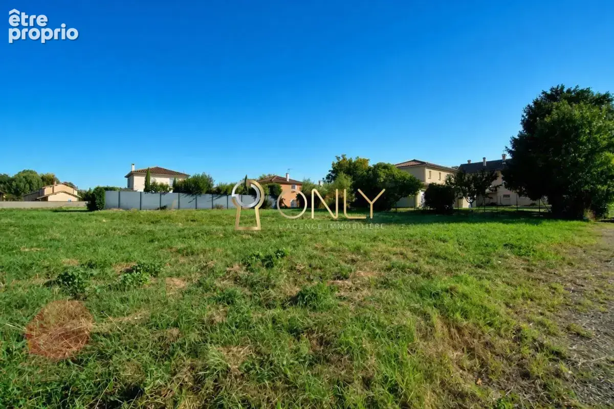 Genay - terrain à bâtir - 790 m2 - photo 2