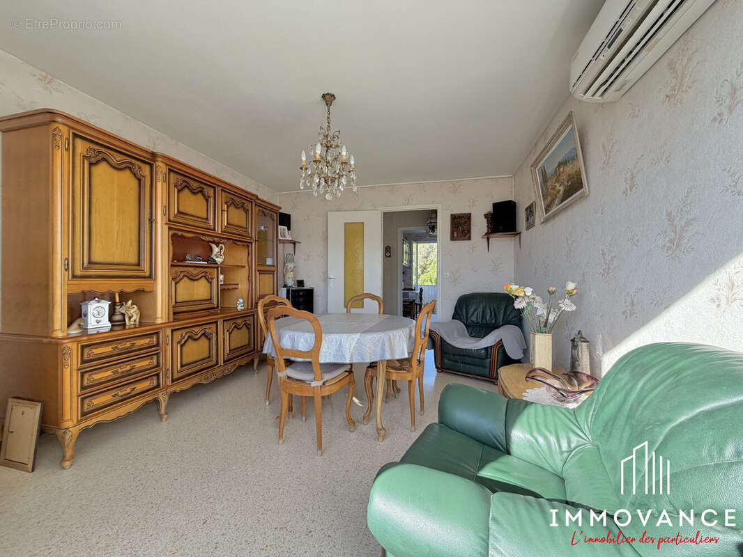 Appartement à LATTES