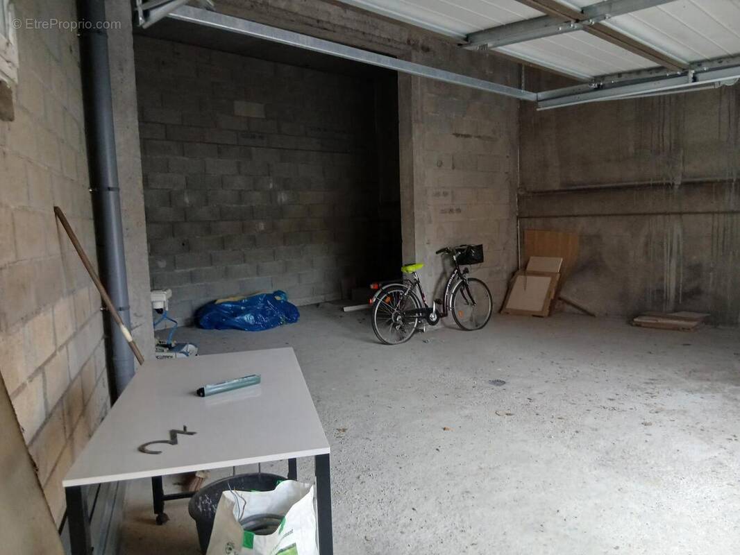 Photo 1 - Parking à BELFORT