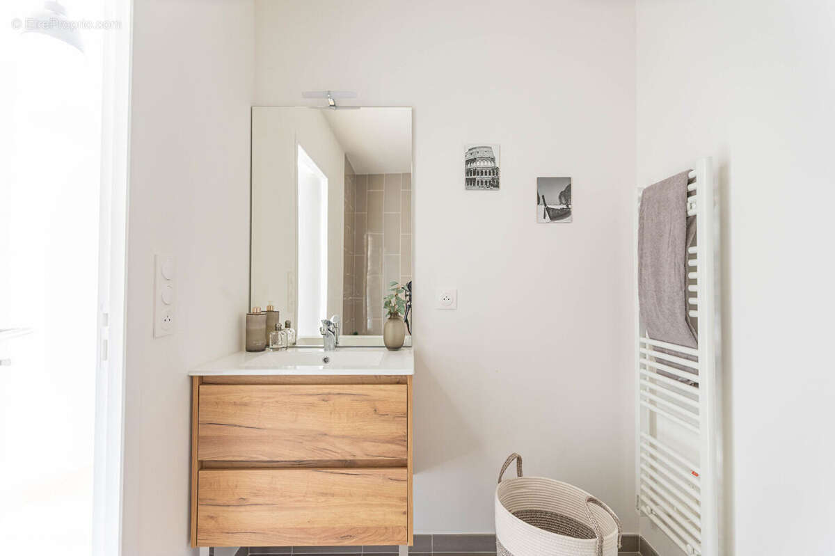 Appartement à SAINT-AVE