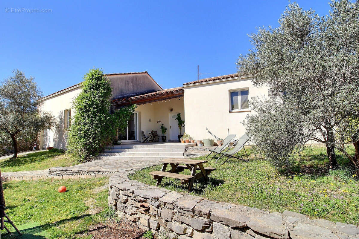 Maison à SAINT-MARTIN-DE-LONDRES