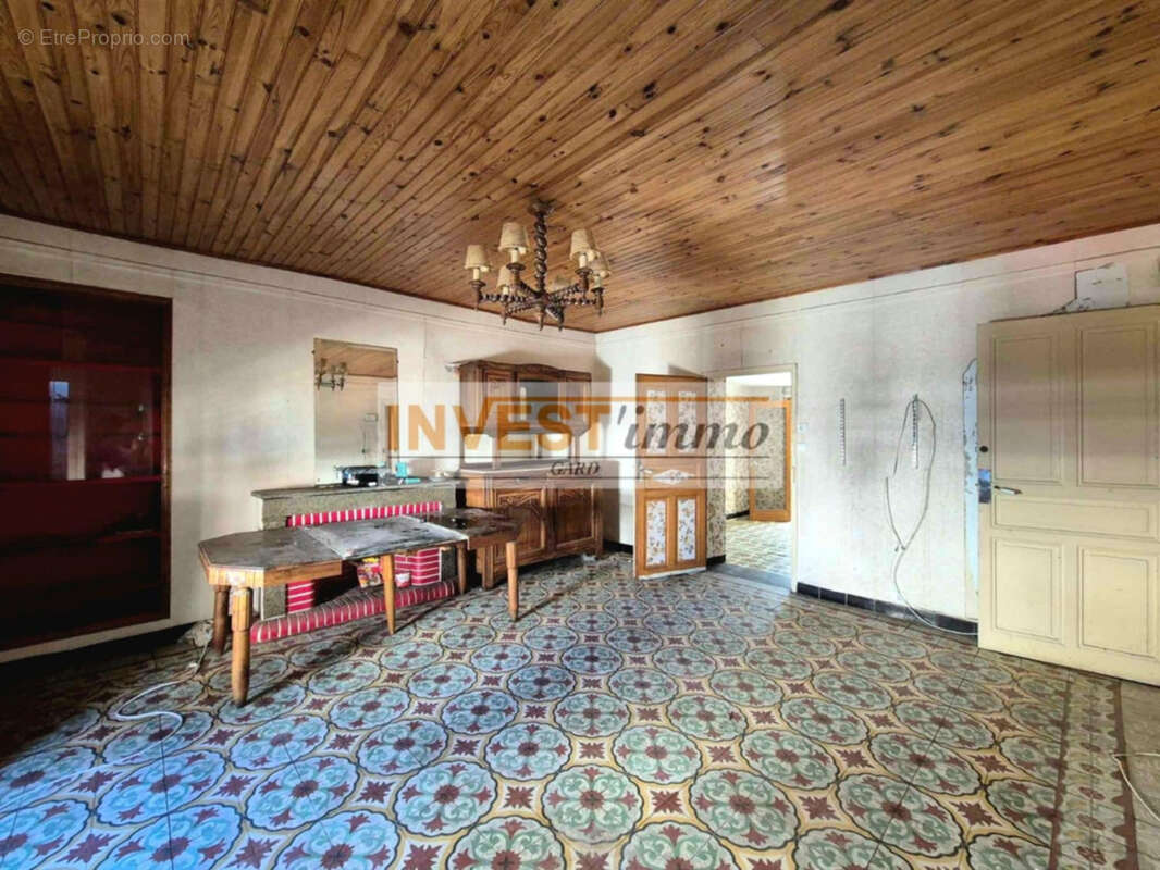 Maison à BOUILLARGUES