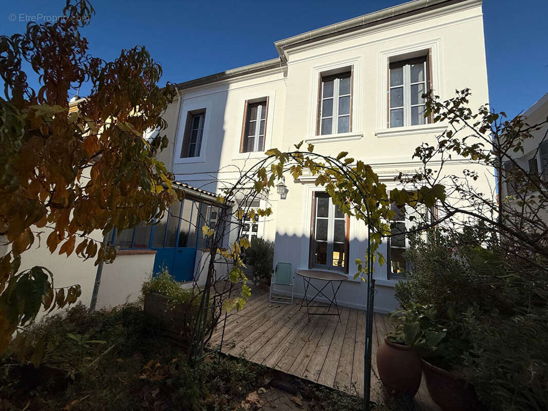 Maison à SAINT-MANDRIER-SUR-MER