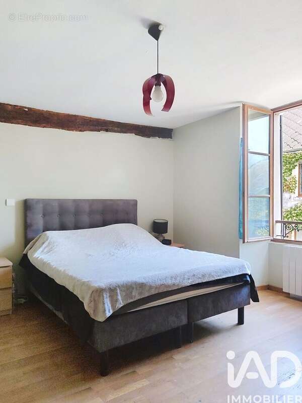 Maison 150 m² à Garancieres-En-Beauce  - photo 4