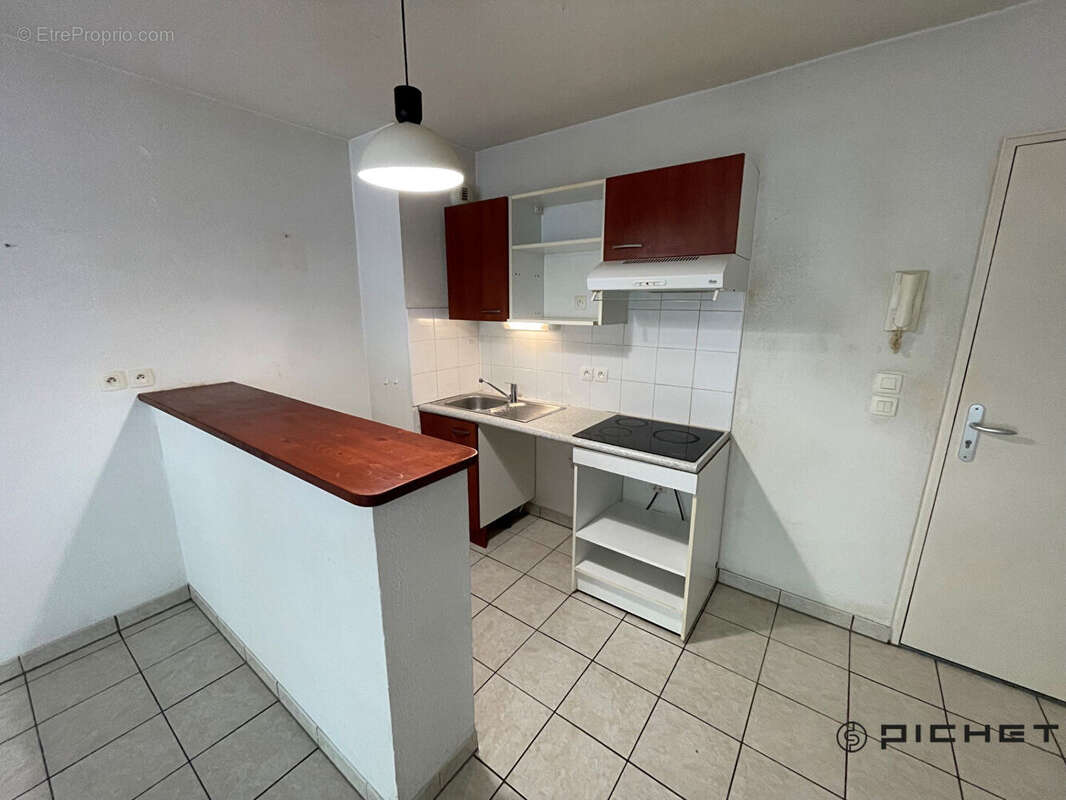 Appartement Pau 3 pièce(s) 61 m2 loué - photo 2