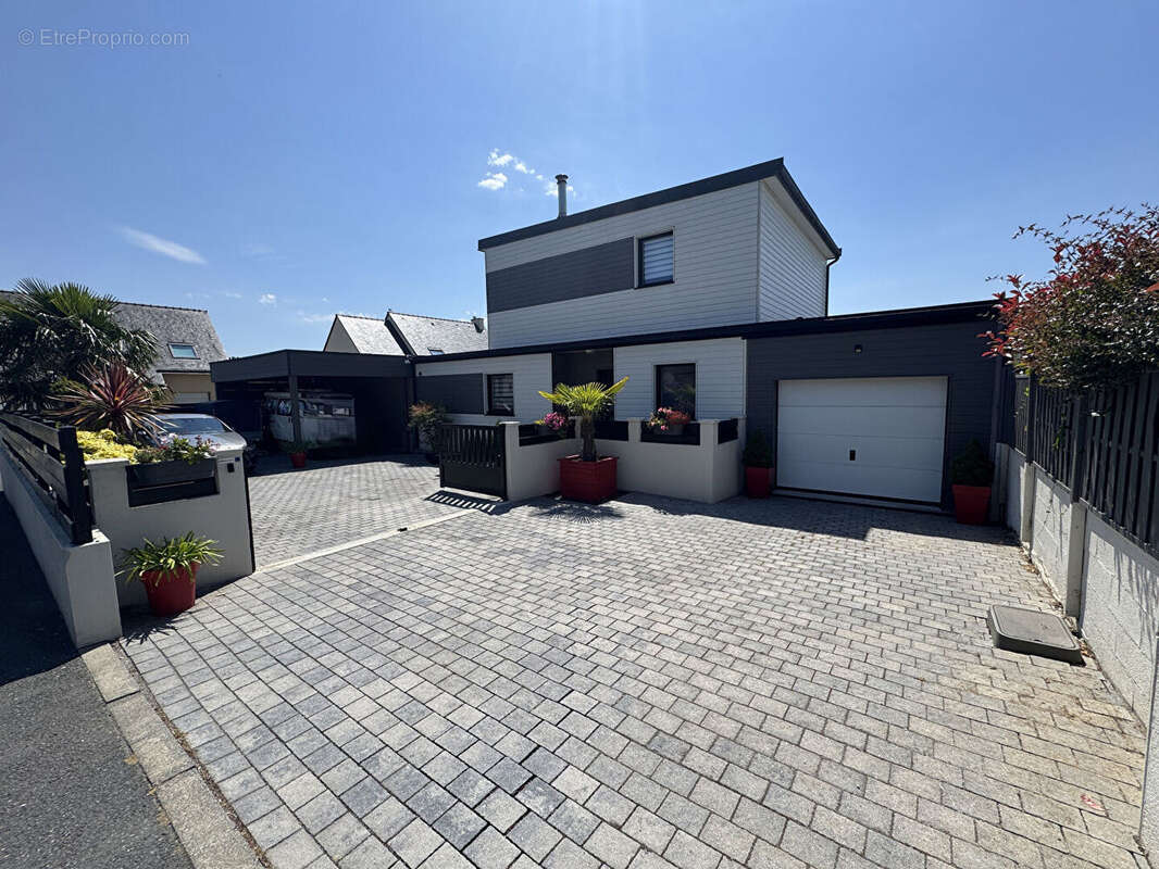 Maison à LANDIVISIAU