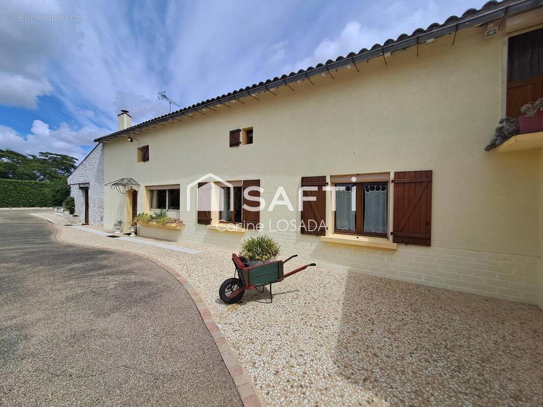 Photo 1 - Maison à CHASNAIS