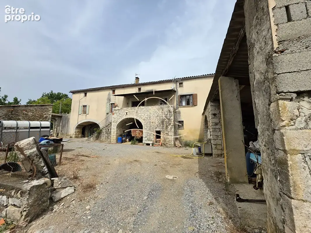 Mas authenitique sur plus d  un hectare de terrain - photo 15