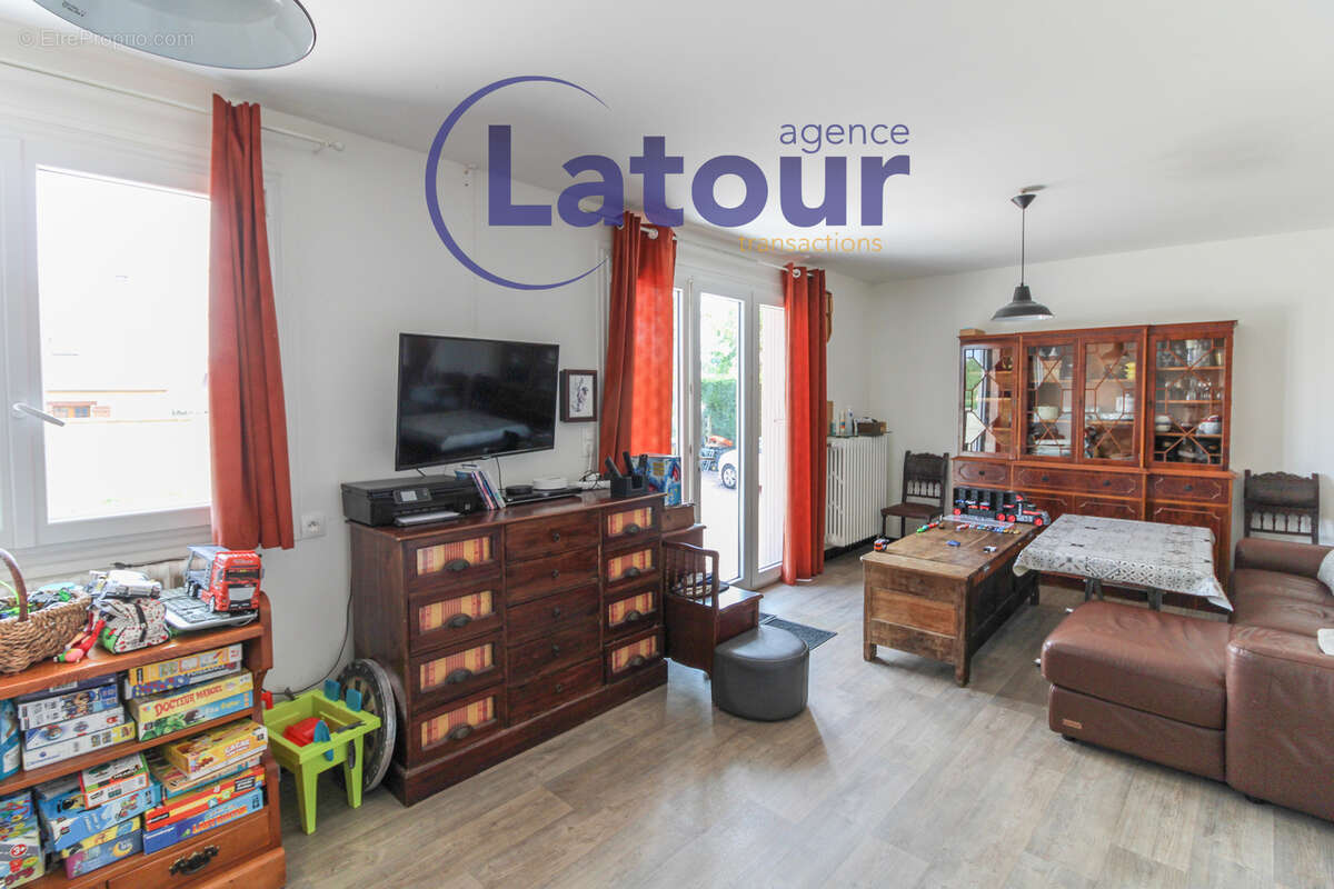 Maison à MESNIL-SUR-L'ESTREE