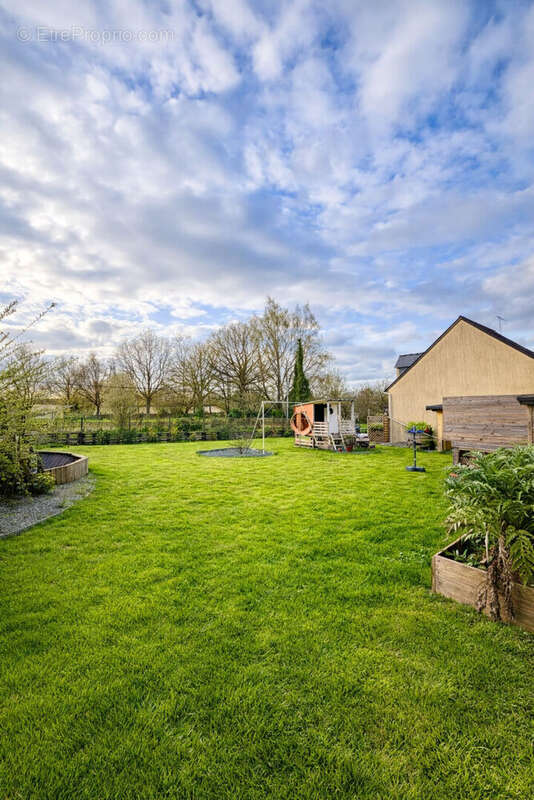 Maison à SAINT-NICOLAS-DE-REDON