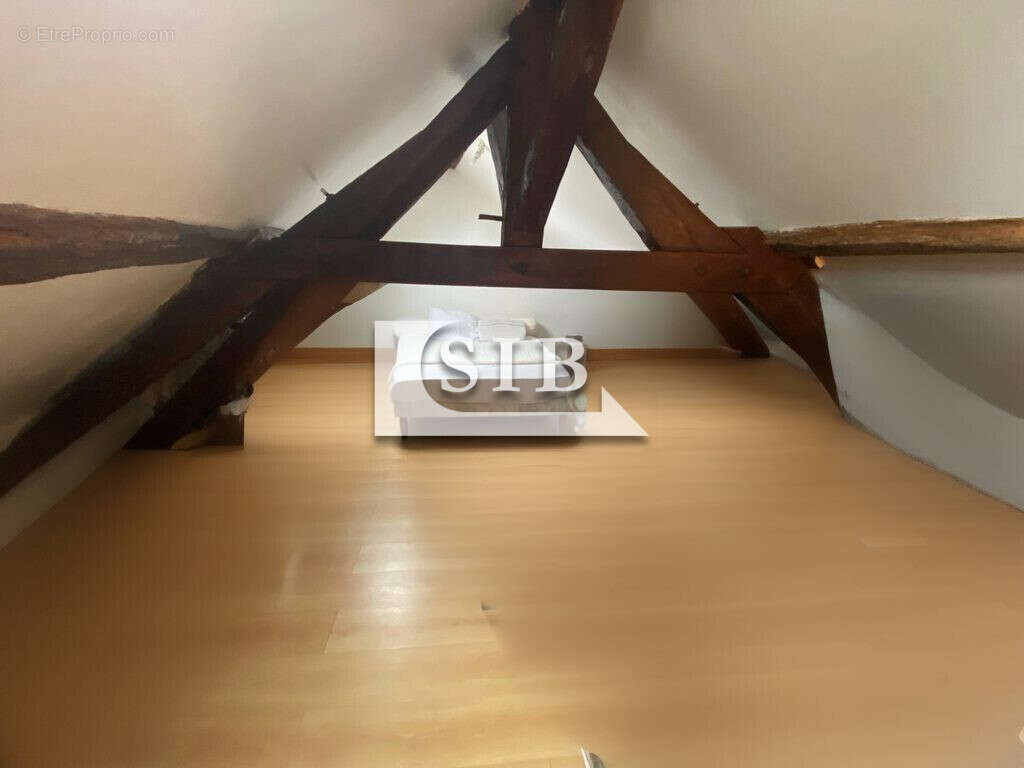 Appartement à LA VILLE-DU-BOIS