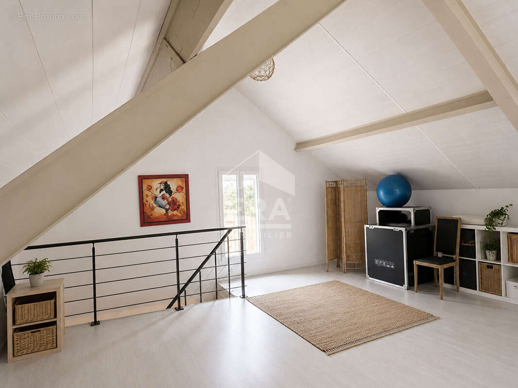 Maison à SAINTES