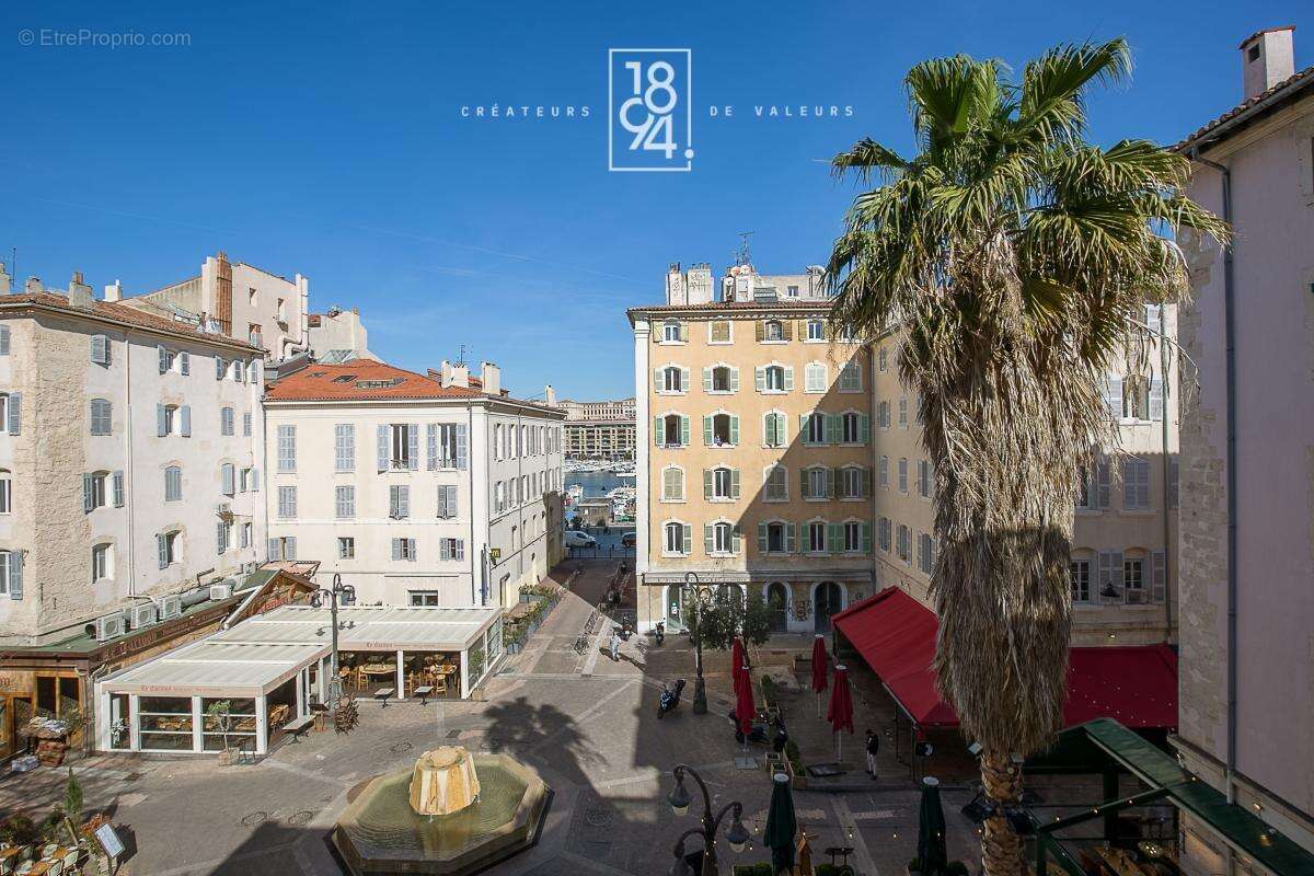 Appartement à MARSEILLE-1E