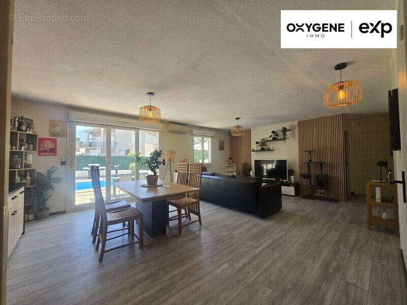 Maison 85 m² à Saint-Andre  - photo 6