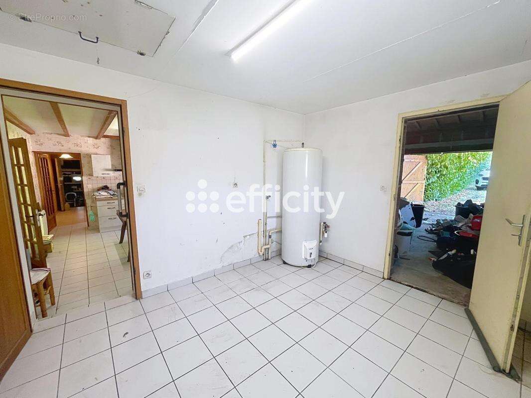 Maison 98 m² à Le Fieu  - photo 11