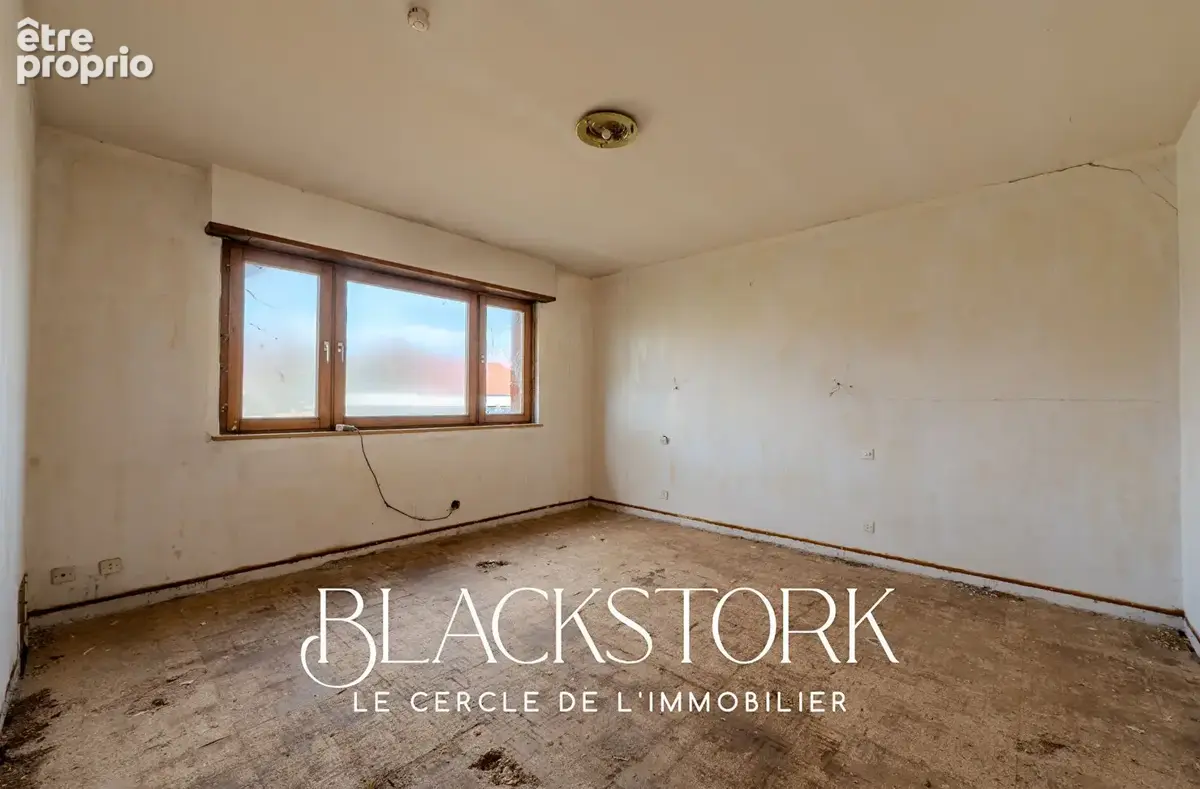 Maison à rénover de 175 m² sur plus de 8 ares - photo 11