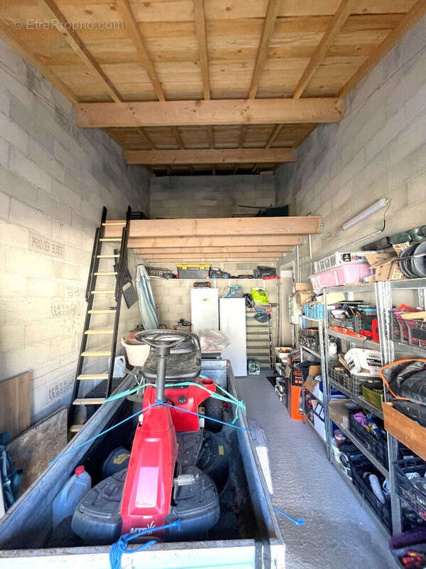 Maison à MORIERES-LES-AVIGNON