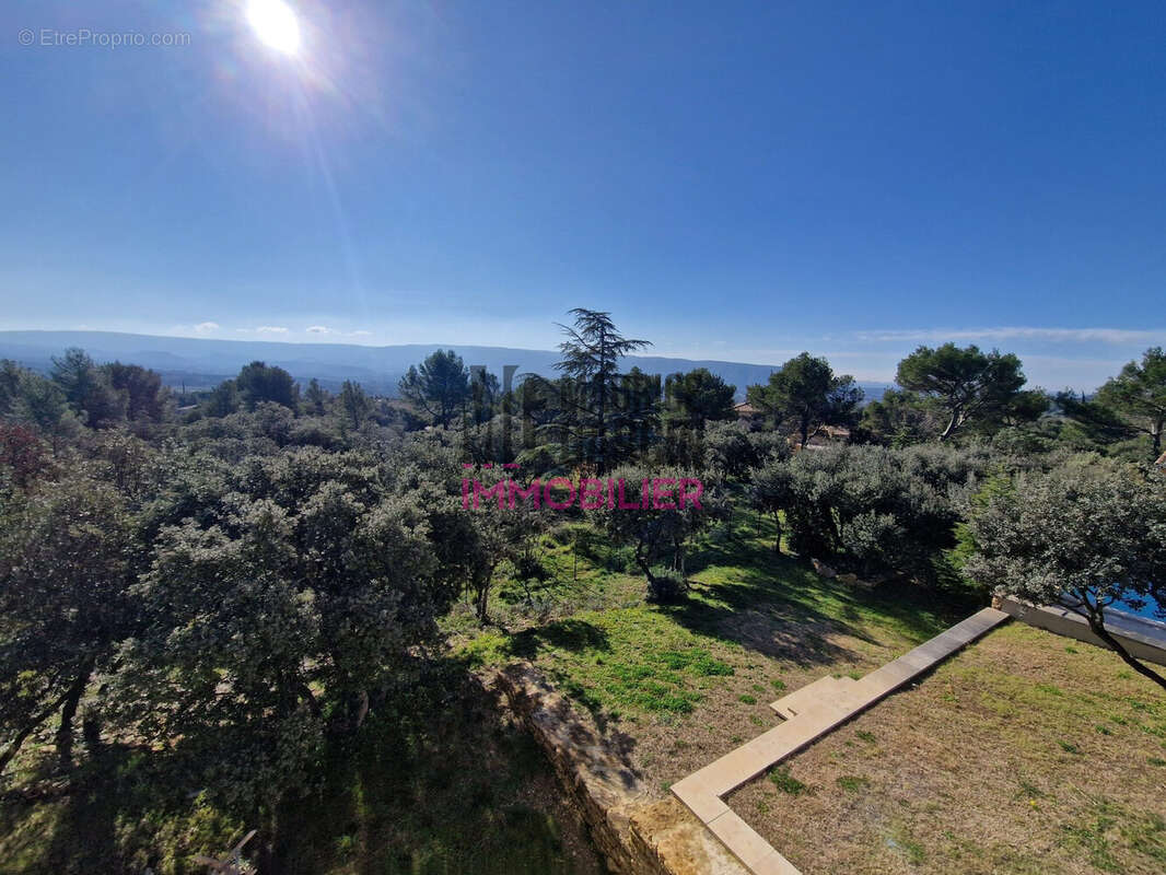 Maison à CABRIERES-D&#039;AVIGNON