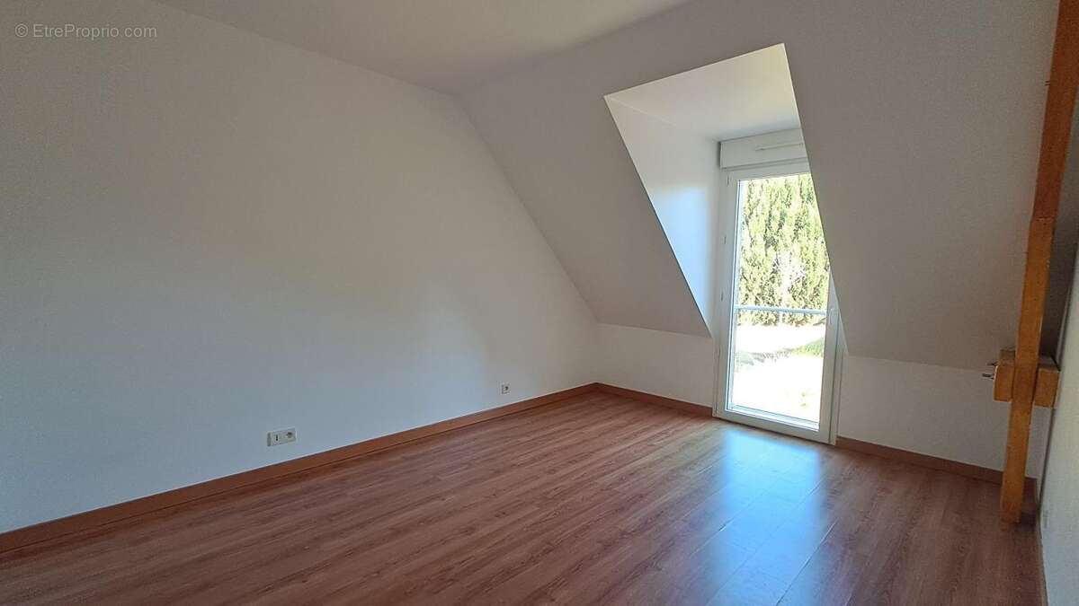 Maison individuelle - 5 chambres et grand jardin - photo 10