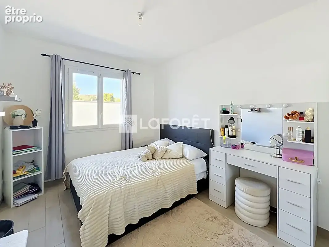 Maison contemporaine 2017  110 m²  4 chambres  belle pièce de vie  garage - photo 9