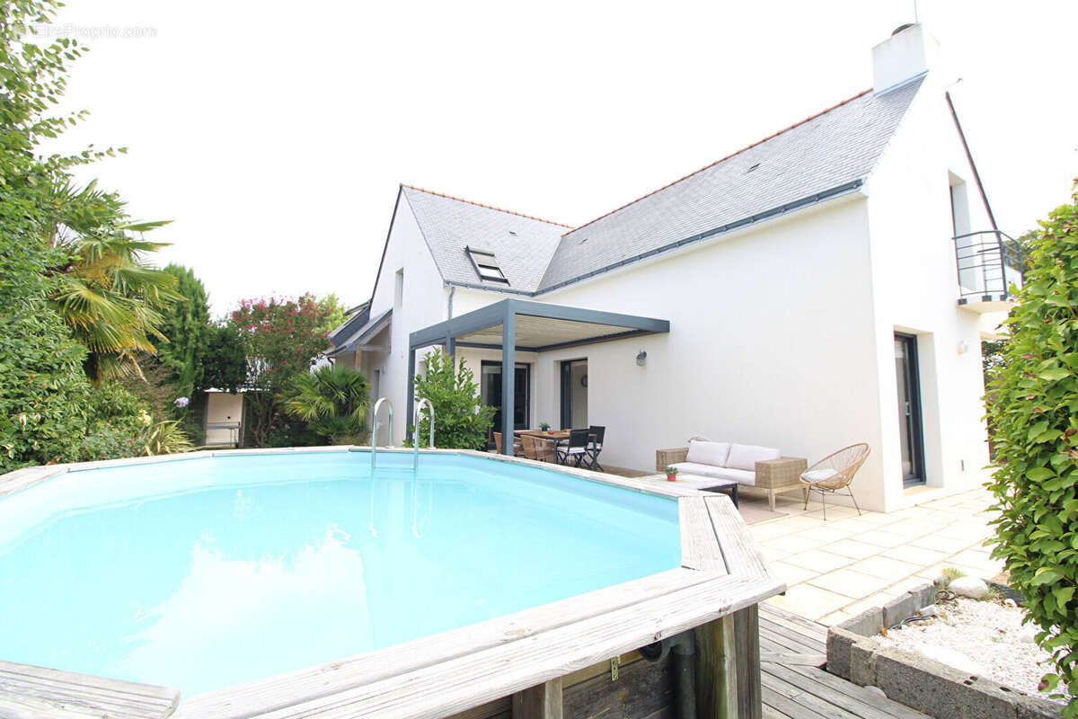 Maison Guerande 7 pièce(s) 166.52 m2 - photo 2