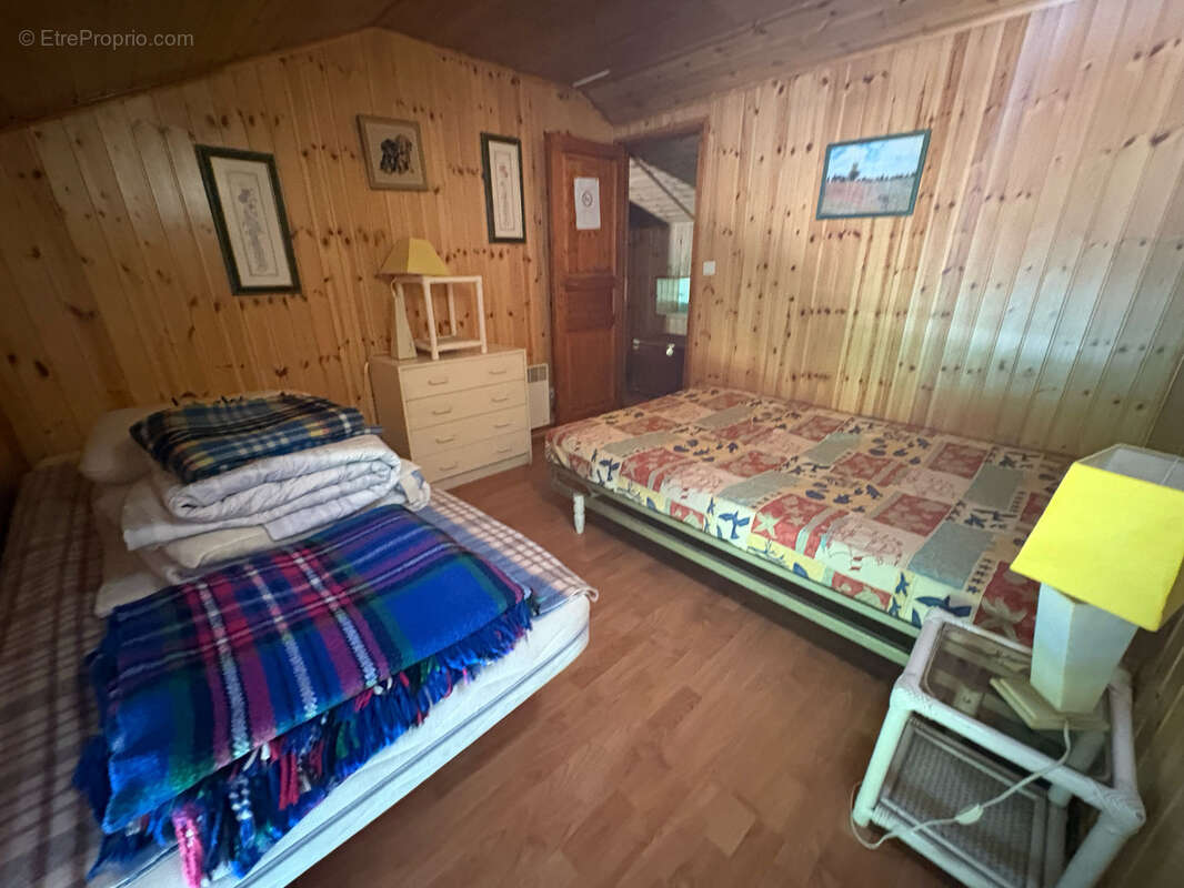 charmante maison avec jardin privatif et garage  à Vievola - photo 12