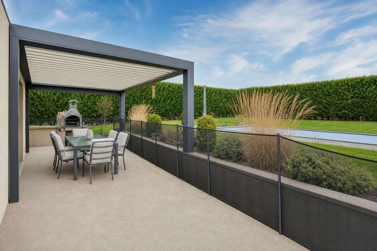 Maison plain-pied 6 pièces avec jardin et piscine - photo 28