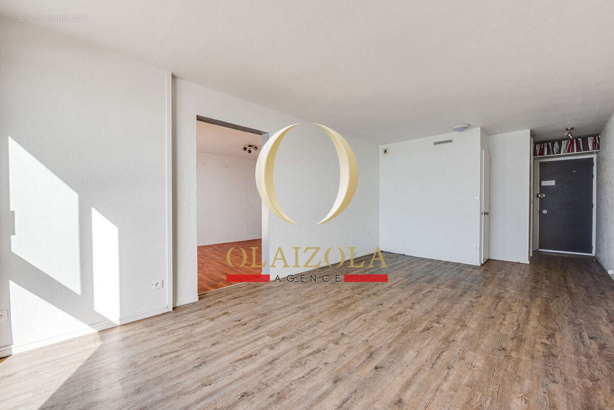 BIARRITZ / GRANDE PLAGE - Appartement Hotelier vue mer en étage élevé - photo 9