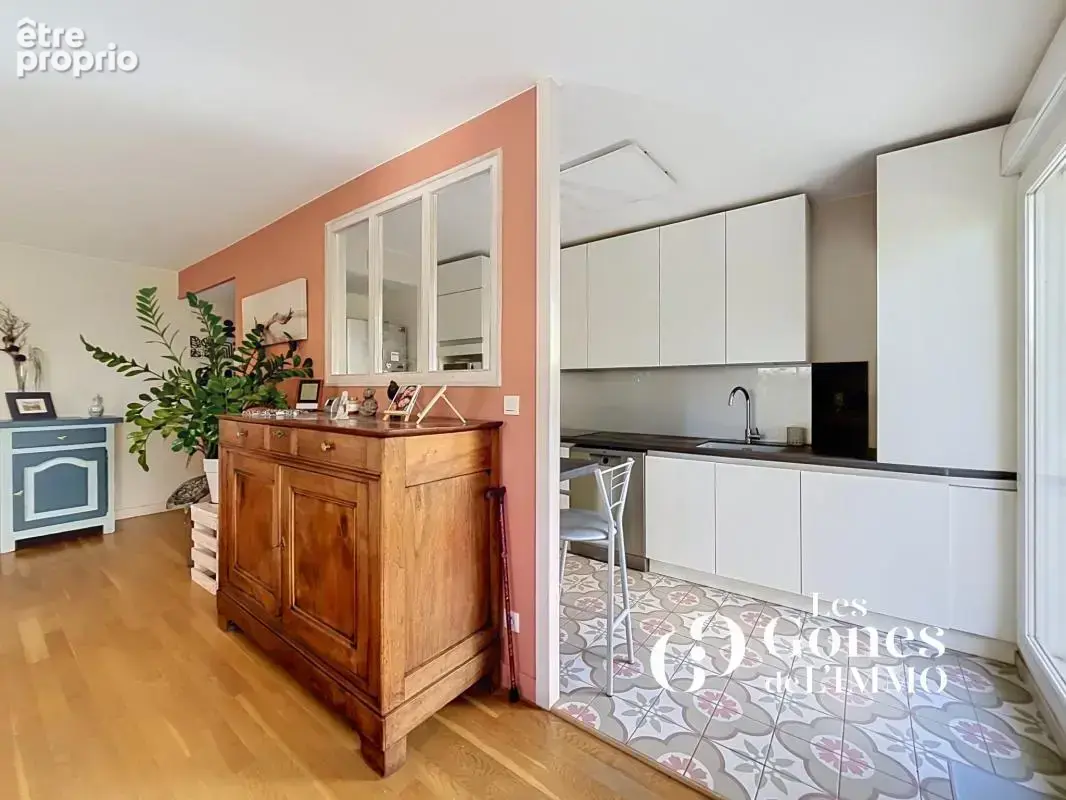 TASSIN - T4 RDJ - 2 terrasses et jardin de 270 m2 - photo 8