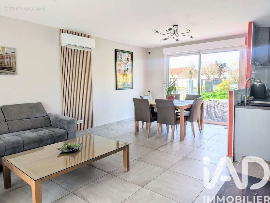 Photo 3 - Maison à SAINT-JEAN-SUR-MOIVRE