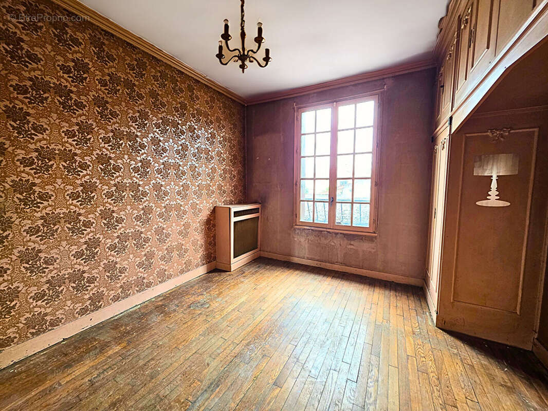 Maison à NEUILLY-PLAISANCE