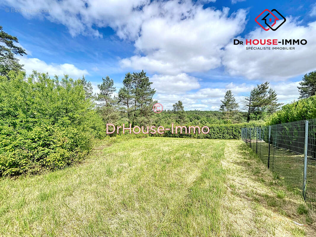 Terrain à CORNILLE