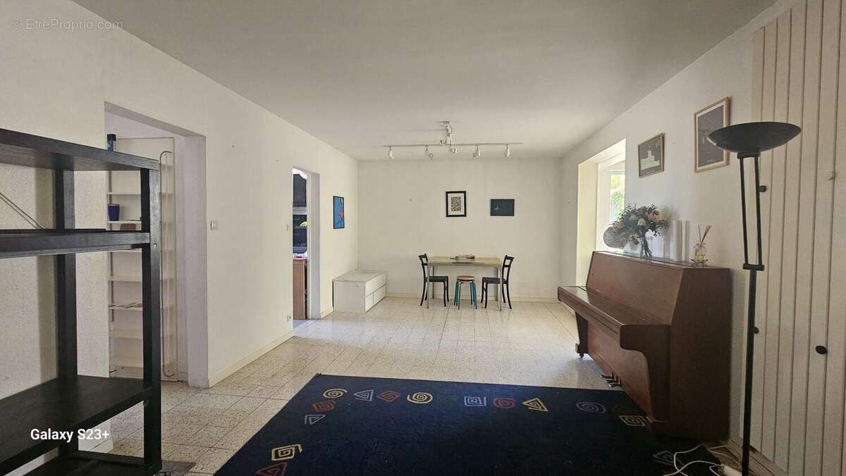 Maison 170 m² à Bessines  - photo 5