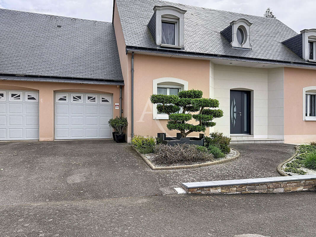 Maison à CHATEAU-GONTIER