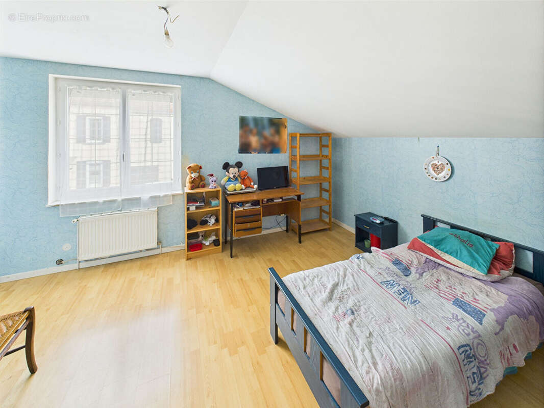 Maison à SAINT-ELOY-LES-MINES