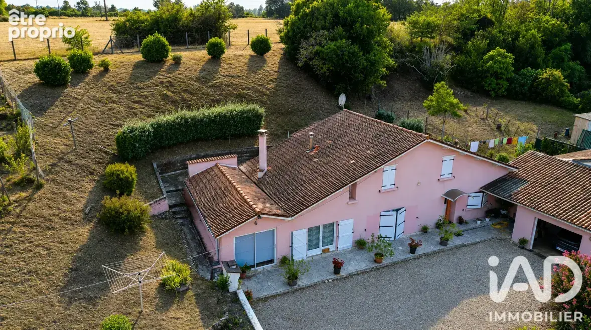 Photo 1 - Maison à SAINT-AIGULIN
