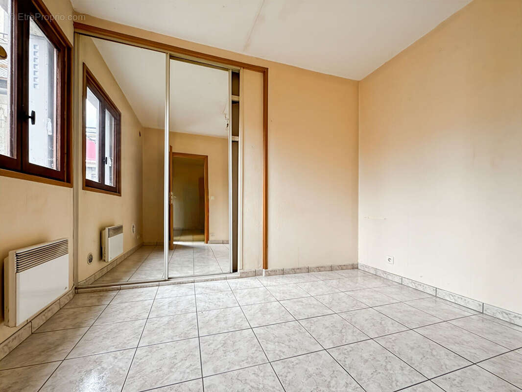 Appartement à FONTENAY-SOUS-BOIS