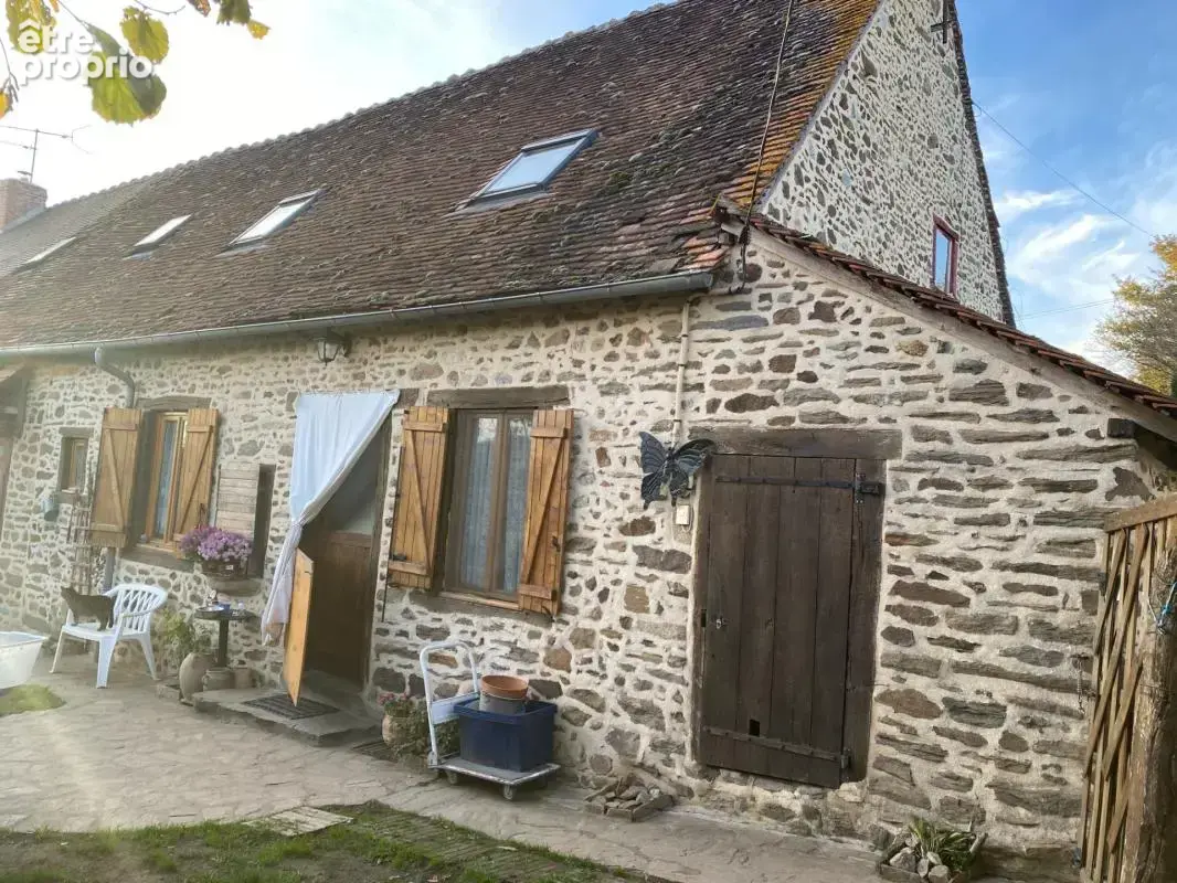 Ensemble de 2 maisons mitoyennes en pierre 209m² + grange, terrain 2000m² 79 500 € - photo 57